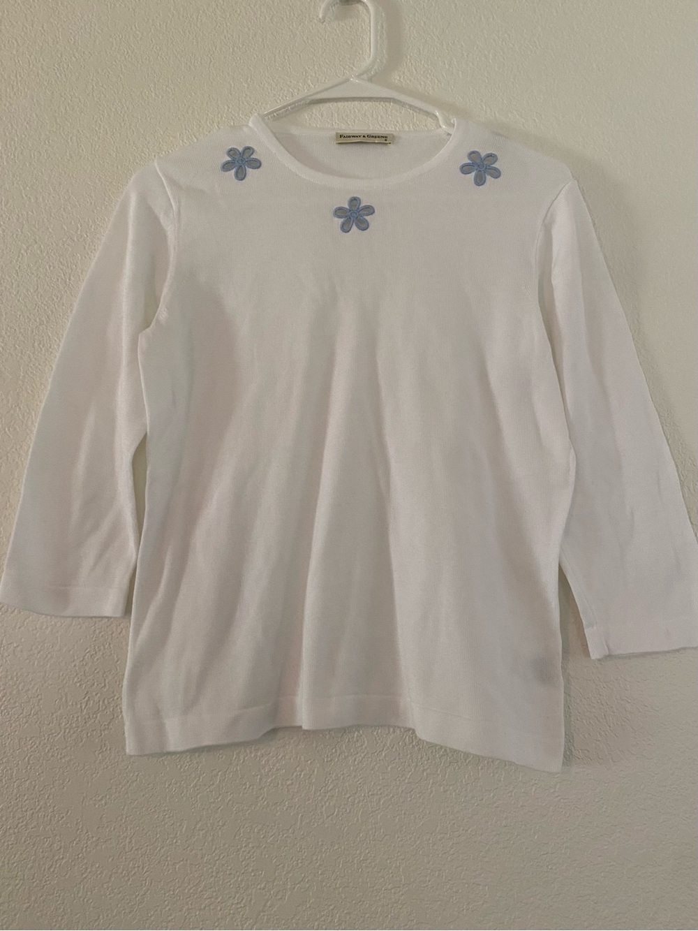 Vintage 90s Fairway & Greene Size Small White Pima Cotton Daisy Cutout Top Golf